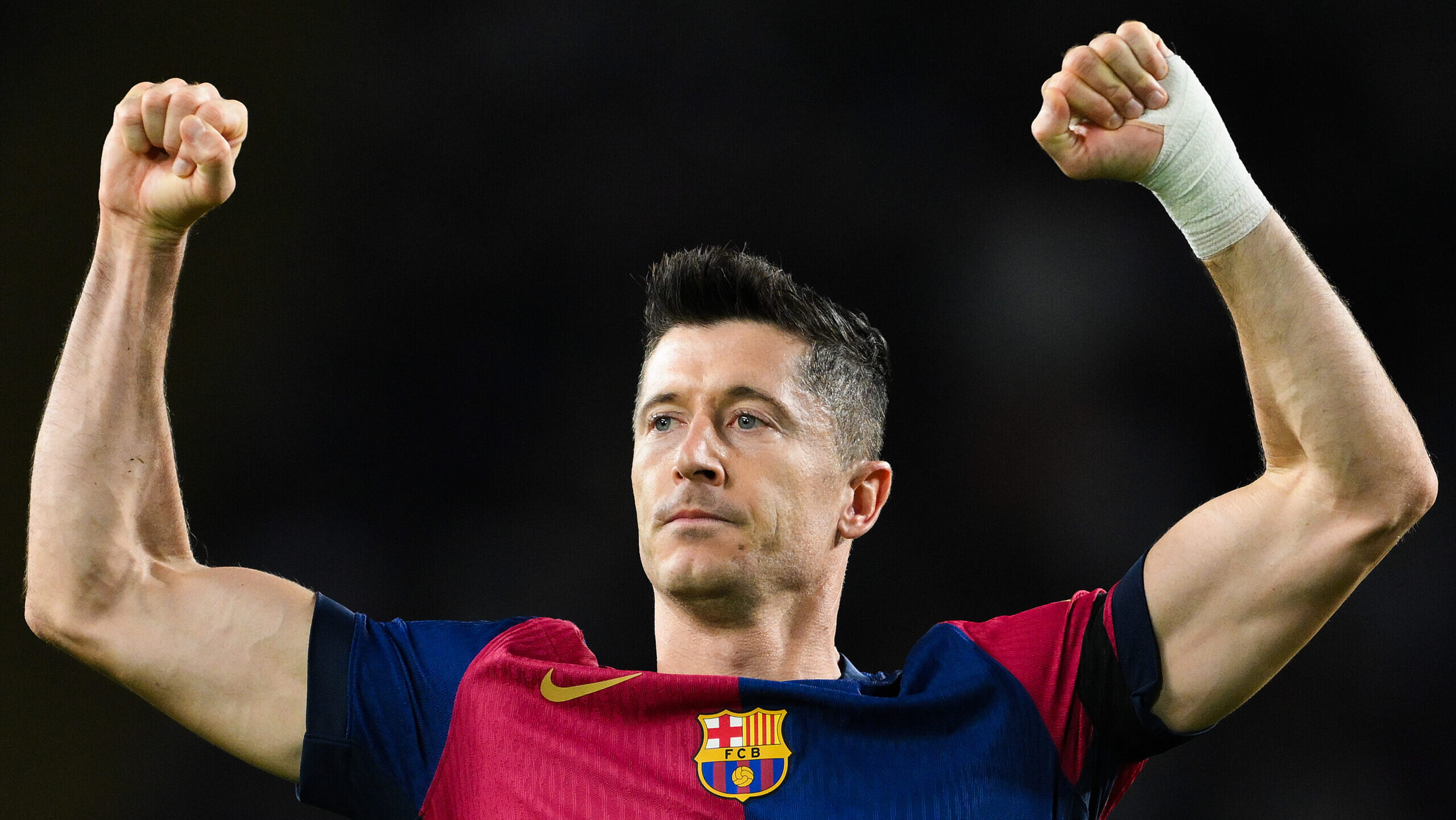 Barcellona, scatta il rinnovo automatico per Lewandowski: ecco fino a quando rimarrà