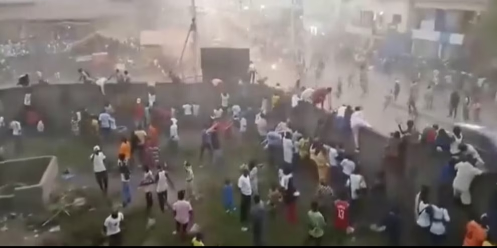 Circa 100 persone sono state uccise durante una partita di calcio nella città di Nzérékoré. Immagine presa dal profilo X @TheNewsTrending