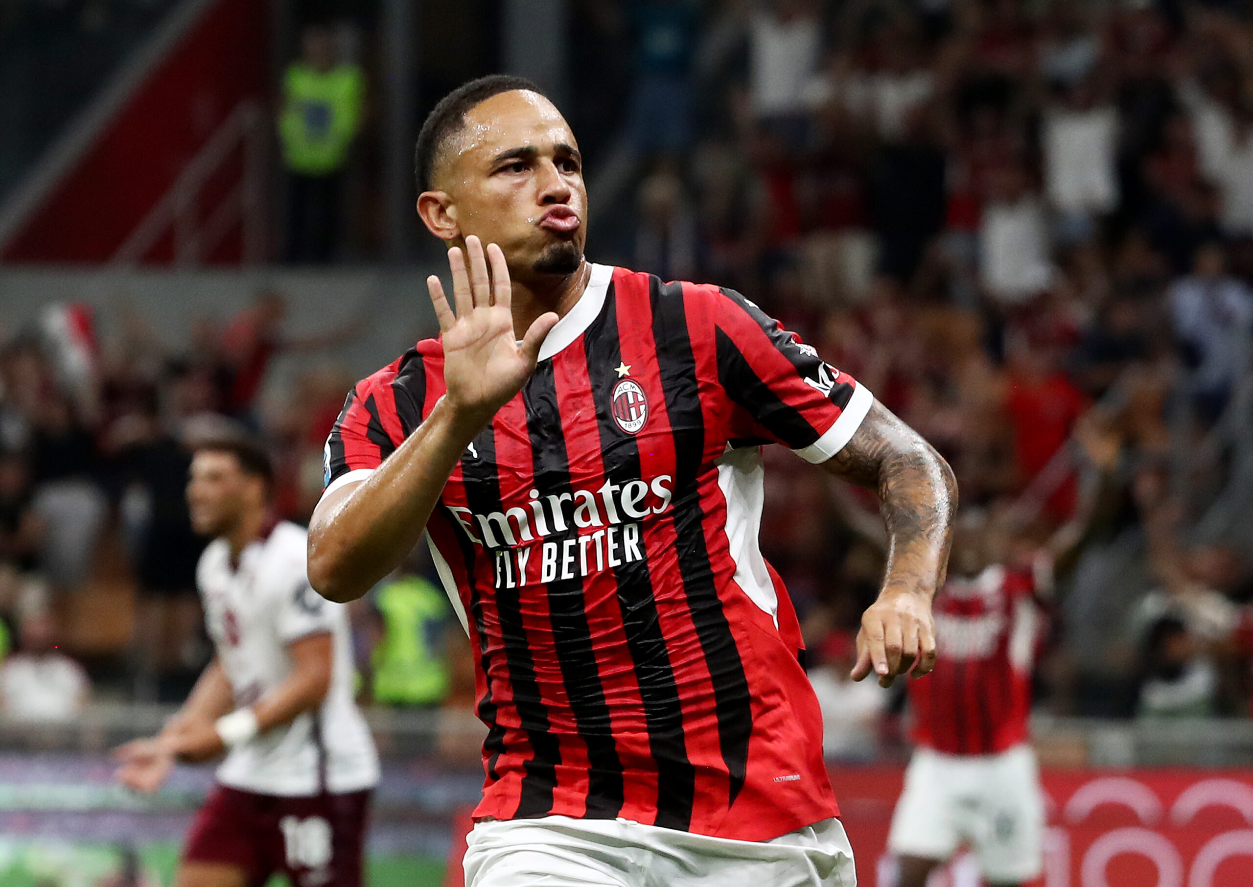 Monza, chiesto Okafor al Milan: la risposta dell'attaccante svizzero